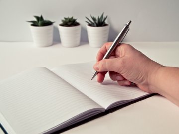 大廠為何偏愛開曼公司？5類企業(yè)與核心原因全解析